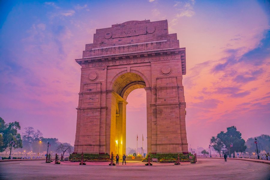 Jalandhar to Delhi IGI Airport taxi