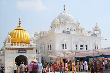 Amritsar to Gurudwaras Tour